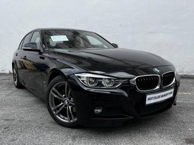 BMW 330e  (2019)