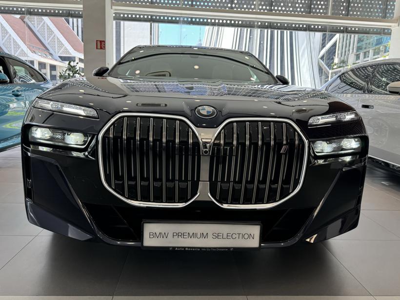 BMW i7 G70 Sedan 4dr xDrive60 M Sport Reduction Gear 1sp AWD