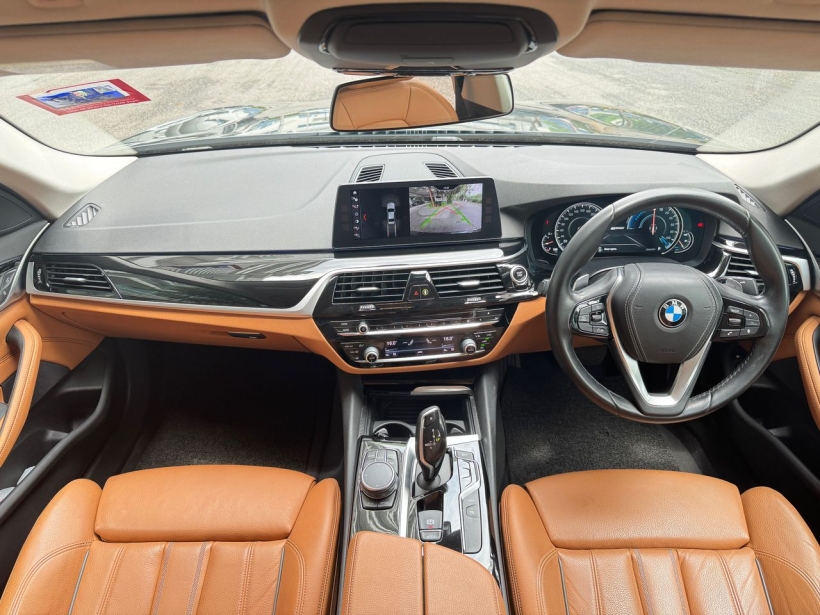 BMW 530e G30 Sedan 4dr Sport Line Steptronic 8sp RWD 2.0HDiTsc (iPerformance)