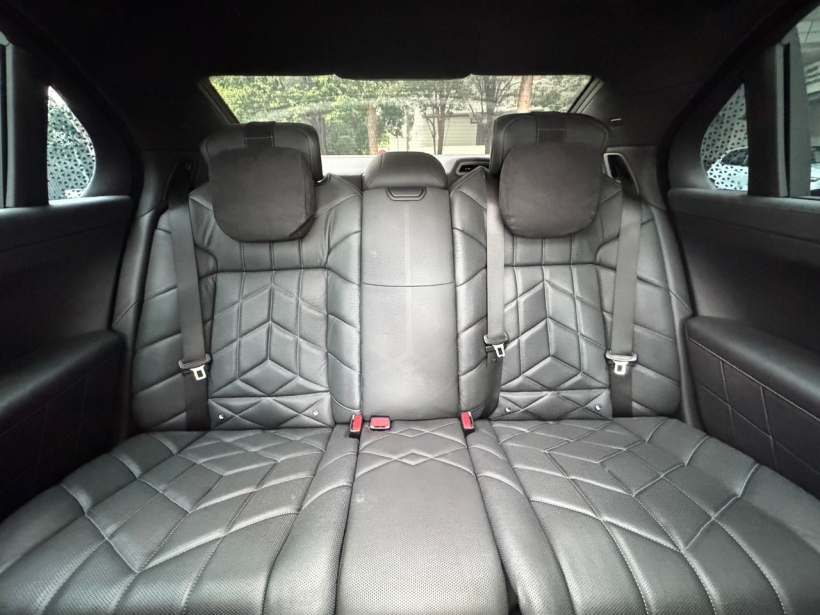 BMW 750e G70 Sedan 4dr xDrive M Sport Steptronic 8sp AWD 3.0HDiTsc (Pure Excellence)