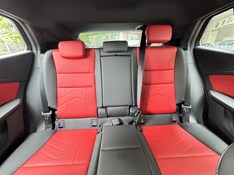 BMW iX2 U10 Wagon 5dr xDrive30 M Sport Reduction Gear 1sp AWD 585kg