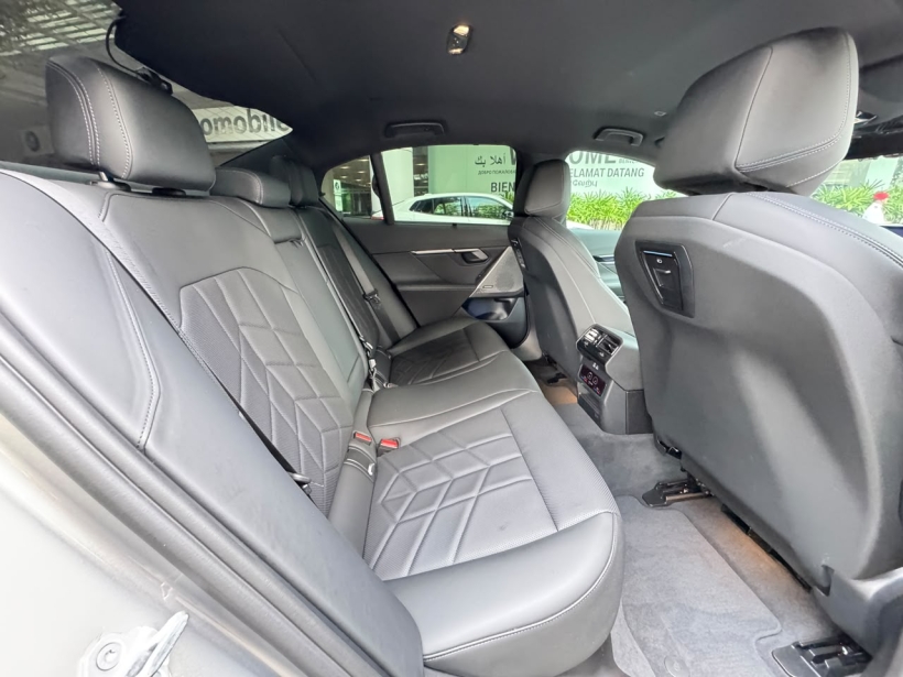 BMW 520i G60 Sedan 4dr M Sport SA 8sp RWD 2.0DiTsc